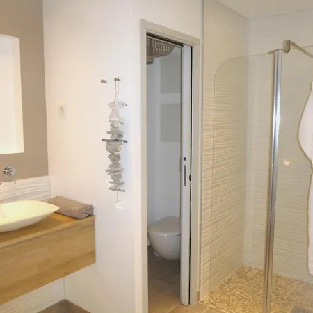 Cap D'agde Naturiste فيلة